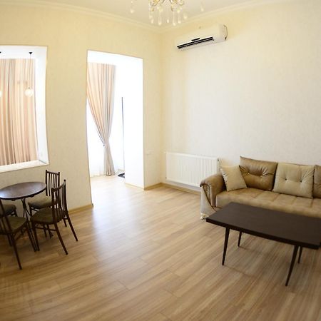 Ana'S Apartment In Old Tiflis Dış mekan fotoğraf