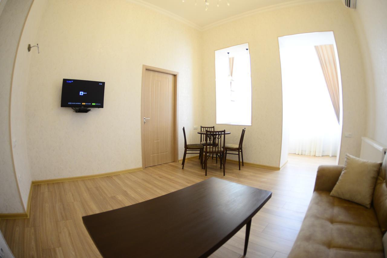 Ana'S Apartment In Old Tiflis Dış mekan fotoğraf